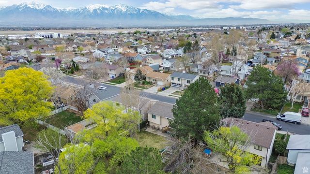4966 W SHOOTING STAR AVE, West Jordan, UT 84081