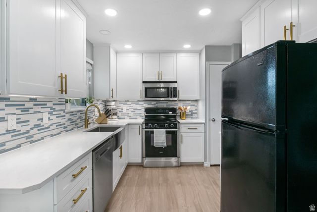 4966 W SHOOTING STAR AVE, West Jordan, UT 84081