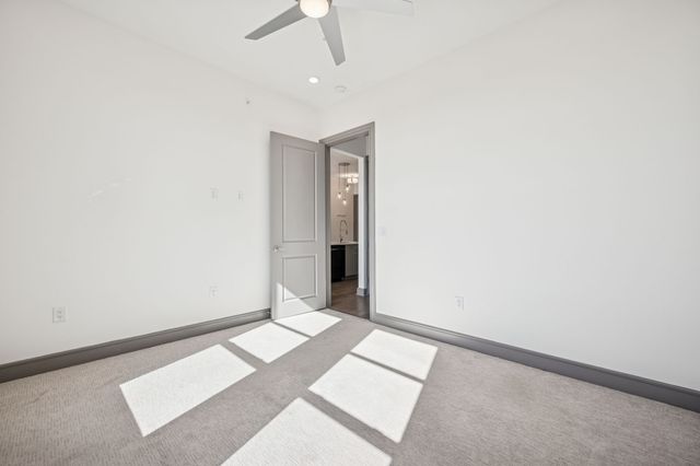 2700 Old Denton Road 4451, Carrollton, TX 75007