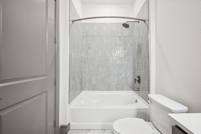 2700 Old Denton Road 4451, Carrollton, TX 75007