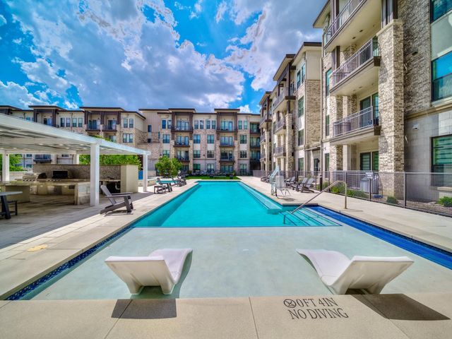 2700 Old Denton Road 4451, Carrollton, TX 75007