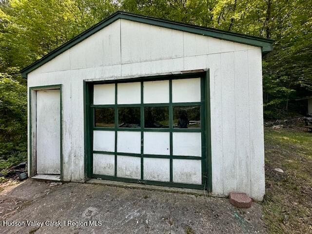 818 Cauterskill Road, Catskill, NY 12414