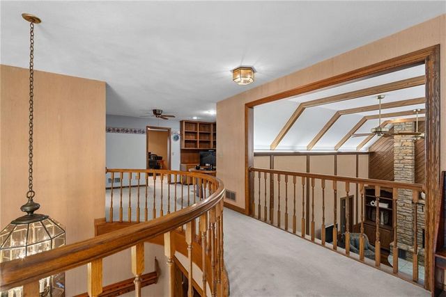 21898 Sunflower Road, Edgerton, KS 66021