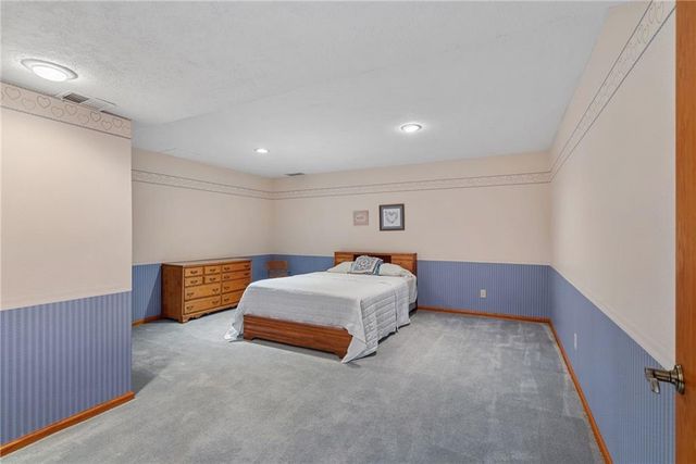 21898 Sunflower Road, Edgerton, KS 66021