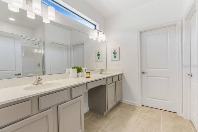 5943 HIGH SEAS DRIVE, Orlando, FL 32821