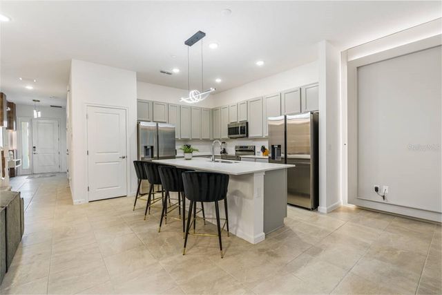 5943 HIGH SEAS DRIVE, Orlando, FL 32821