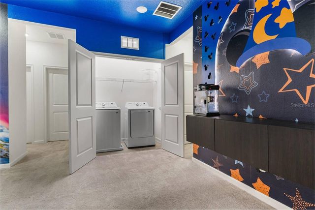 5943 HIGH SEAS DRIVE, Orlando, FL 32821