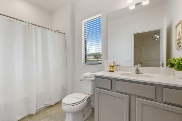 5943 HIGH SEAS DRIVE, Orlando, FL 32821