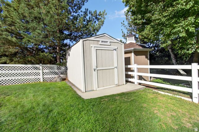 13702 S HACKAMORE DR, Draper, UT 84020
