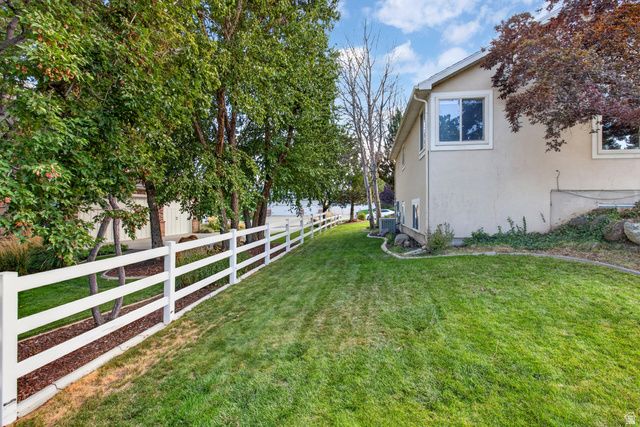 13702 S HACKAMORE DR, Draper, UT 84020