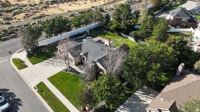 13702 S HACKAMORE DR, Draper, UT 84020