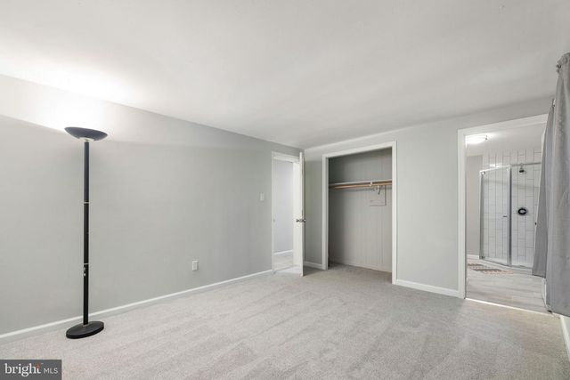 247 MARSDEN HEIGHTS RD, Linden, VA 22642