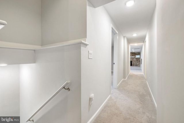 247 MARSDEN HEIGHTS RD, Linden, VA 22642