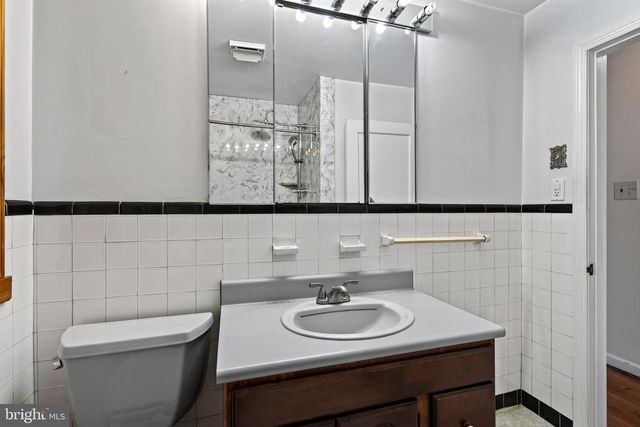 5 DEVON RD, Wilmington, DE 19809