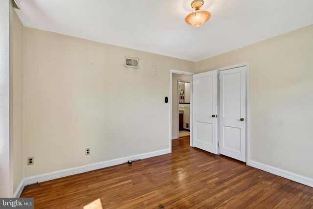 5 DEVON RD, Wilmington, DE 19809