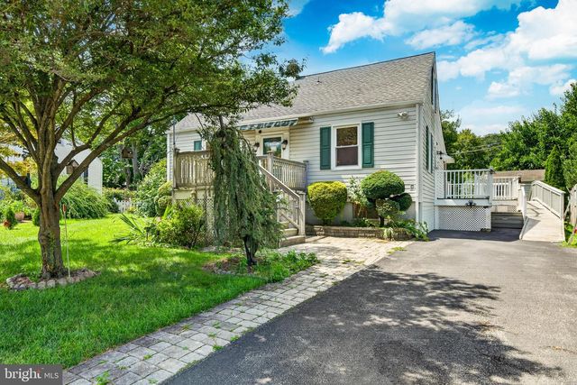 5 DEVON RD, Wilmington, DE 19809