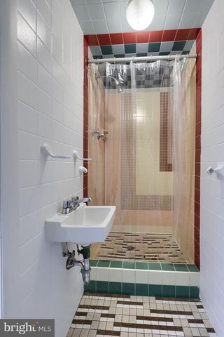 1003 MAPLE AVE, Lancaster, PA 17603