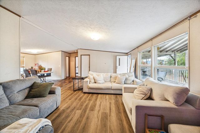 102 County Road 5001, Cleveland, TX 77327