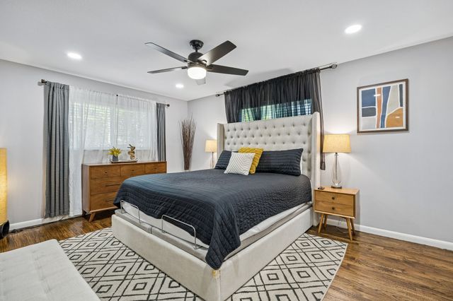 3039 Sharpview Lane, Dallas, TX 75228