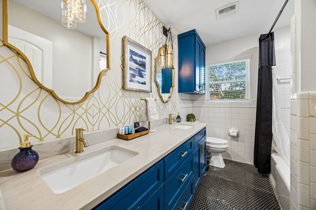 3039 Sharpview Lane, Dallas, TX 75228