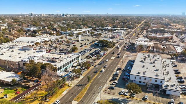 10763 Villager Road B, Dallas, TX 75230