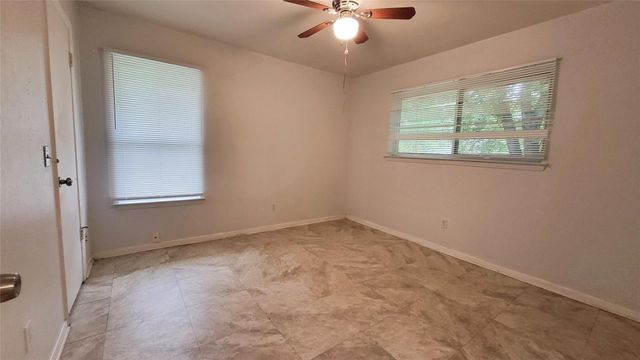 902 Spring Valley Plaza, Richardson, TX 75080