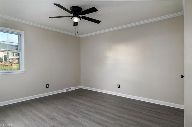 1220 Reynolds Forest Drive, Winston-salem, NC 27107