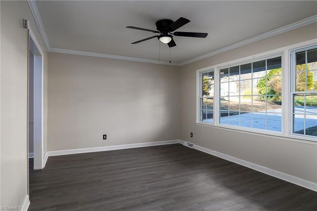 1220 Reynolds Forest Drive, Winston-salem, NC 27107