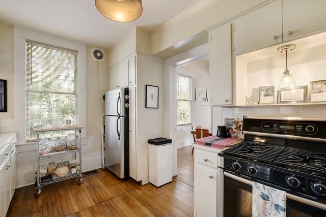 221 N Johnson Ave, San Marcos, TX 78666