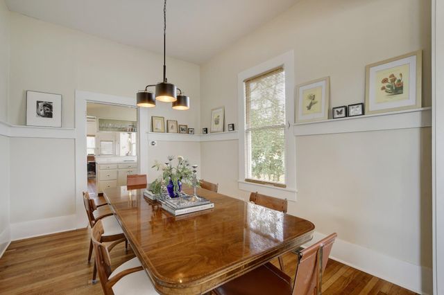 221 N Johnson Ave, San Marcos, TX 78666