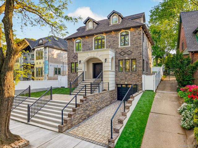 8366 Charlecote Ridge, Jamaica Estates, NY 11432