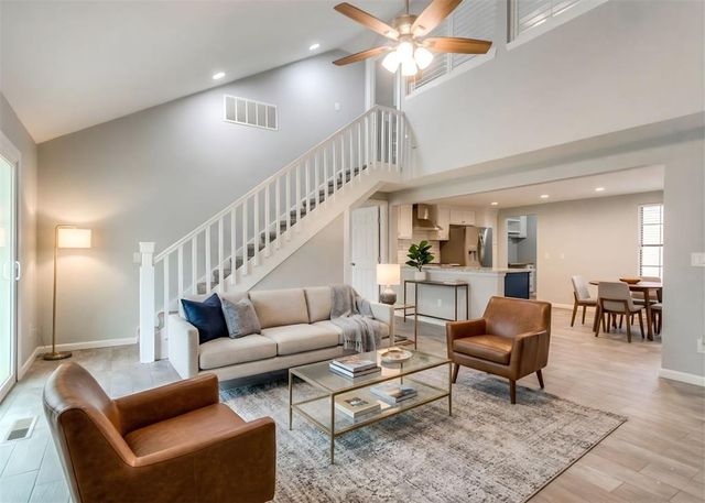 17107 Sunny Hollow Road, Edmond, OK 73012