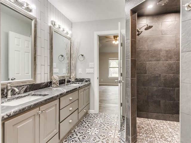 17107 Sunny Hollow Road, Edmond, OK 73012