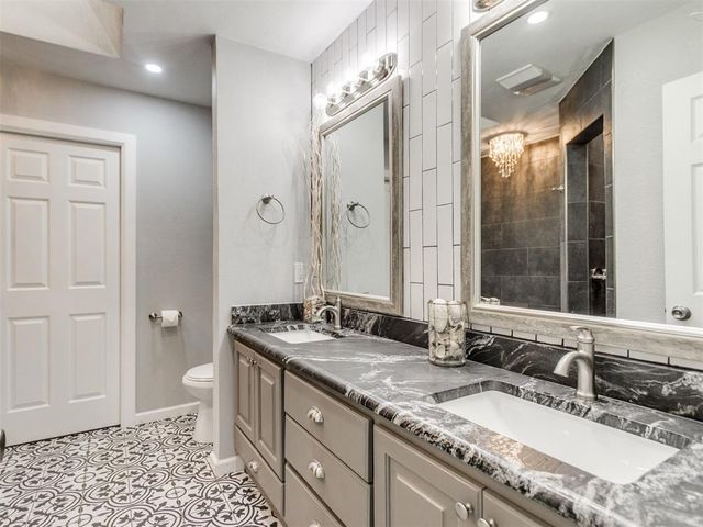 17107 Sunny Hollow Road, Edmond, OK 73012