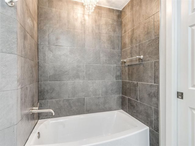 17107 Sunny Hollow Road, Edmond, OK 73012