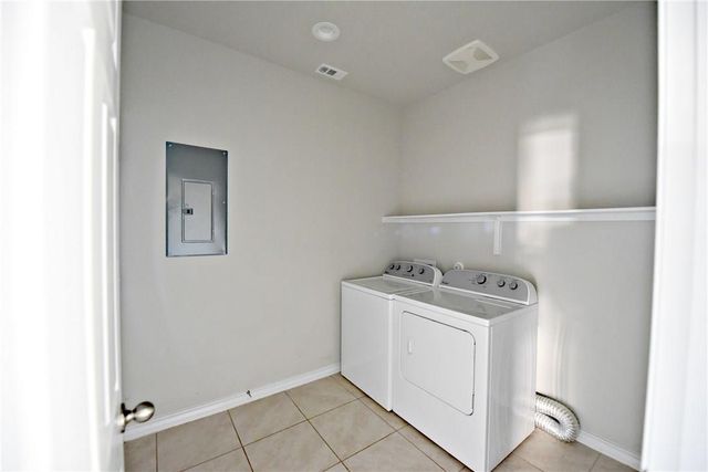 517 Whitney TRL, Leander, TX 78641