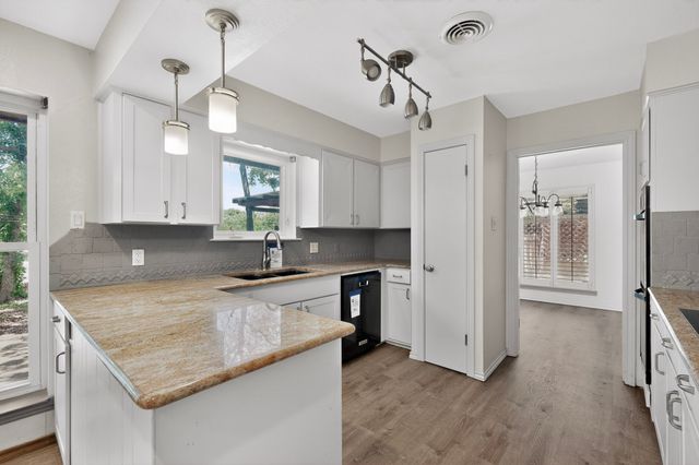 3411 Sheffield Drive, Arlington, TX 76013