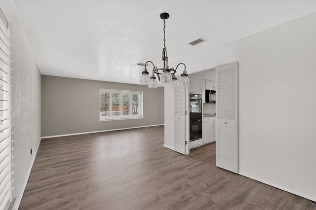 3411 Sheffield Drive, Arlington, TX 76013