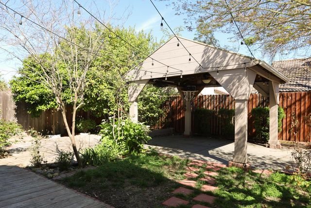 5808 Gentry Ave, Stockton, CA 95210