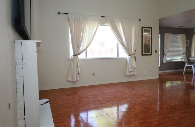 5808 Gentry Ave, Stockton, CA 95210