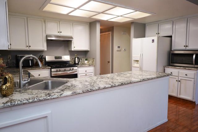 5808 Gentry Ave, Stockton, CA 95210