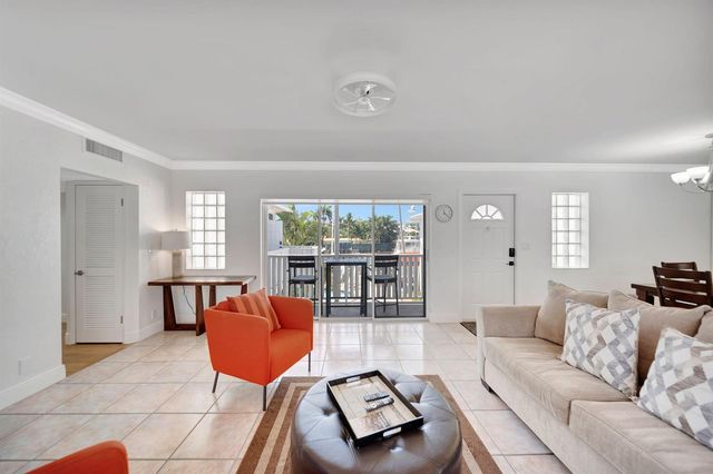2724 NE 14th Street 6, Fort Lauderdale, FL 33304