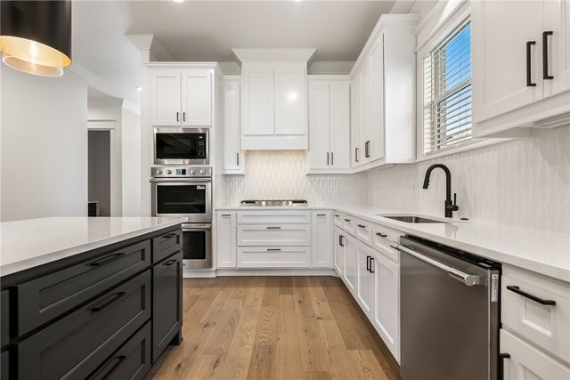 3500 Radiance Avenue, Bentonville, AR 72713