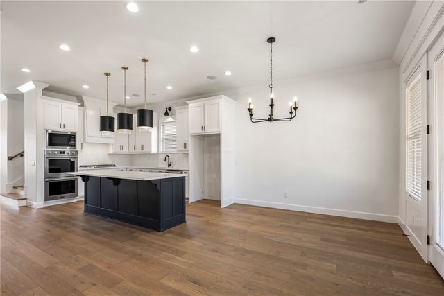 3500 Radiance Avenue, Bentonville, AR 72713