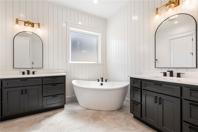 3500 Radiance Avenue, Bentonville, AR 72713