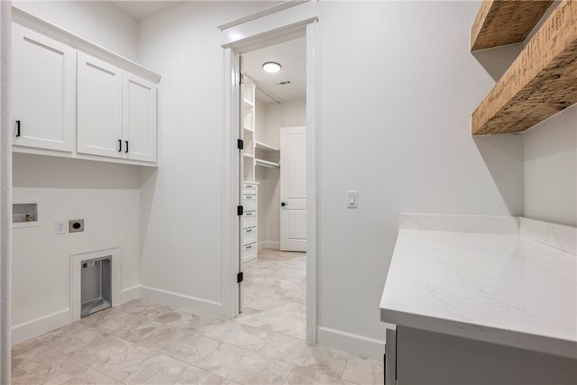 3500 Radiance Avenue, Bentonville, AR 72713