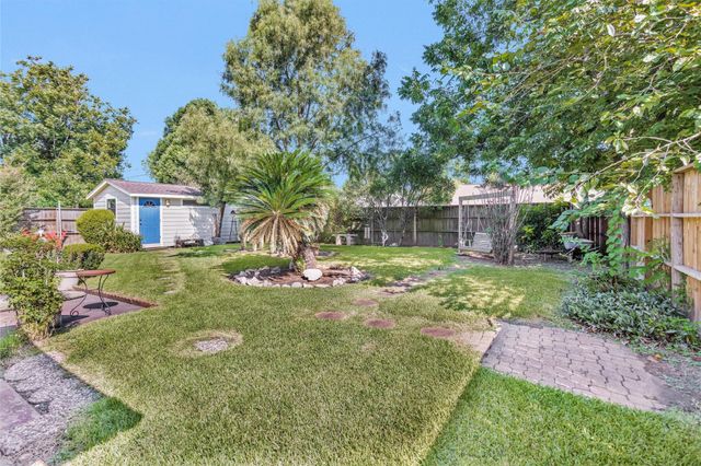 1102 Mosher Lane, Houston, TX 77088