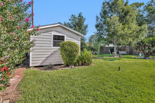 1102 Mosher Lane, Houston, TX 77088