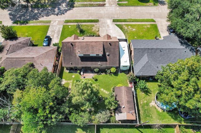 1102 Mosher Lane, Houston, TX 77088