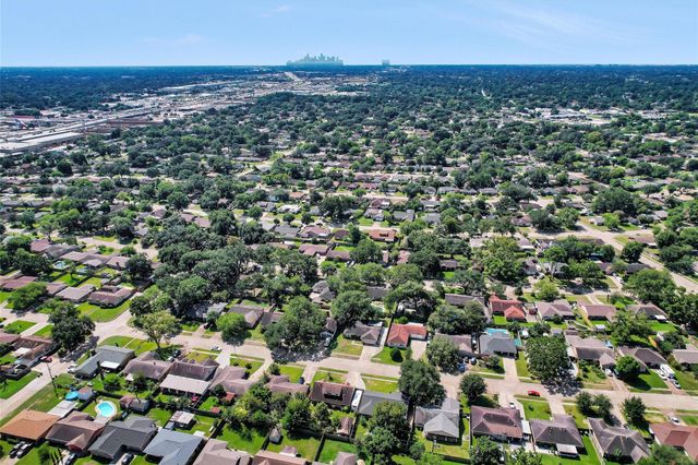 1102 Mosher Lane, Houston, TX 77088